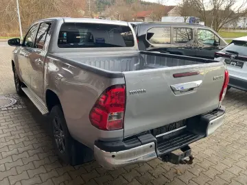 Hilux Double Cab Comfort 2.8l Ahk Sitzheiz. Navi