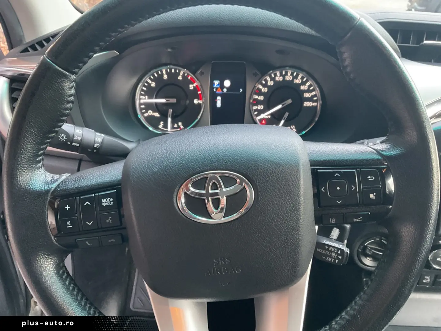 Hilux Double Cab Comfort 2.8l Ahk Sitzheiz. Navi