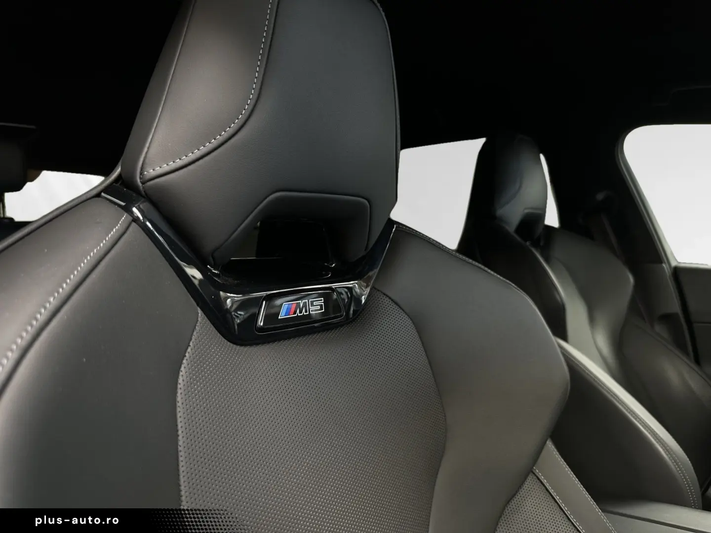 M5 Touring MDriver'sPackage AHK Bowers&Wilkins