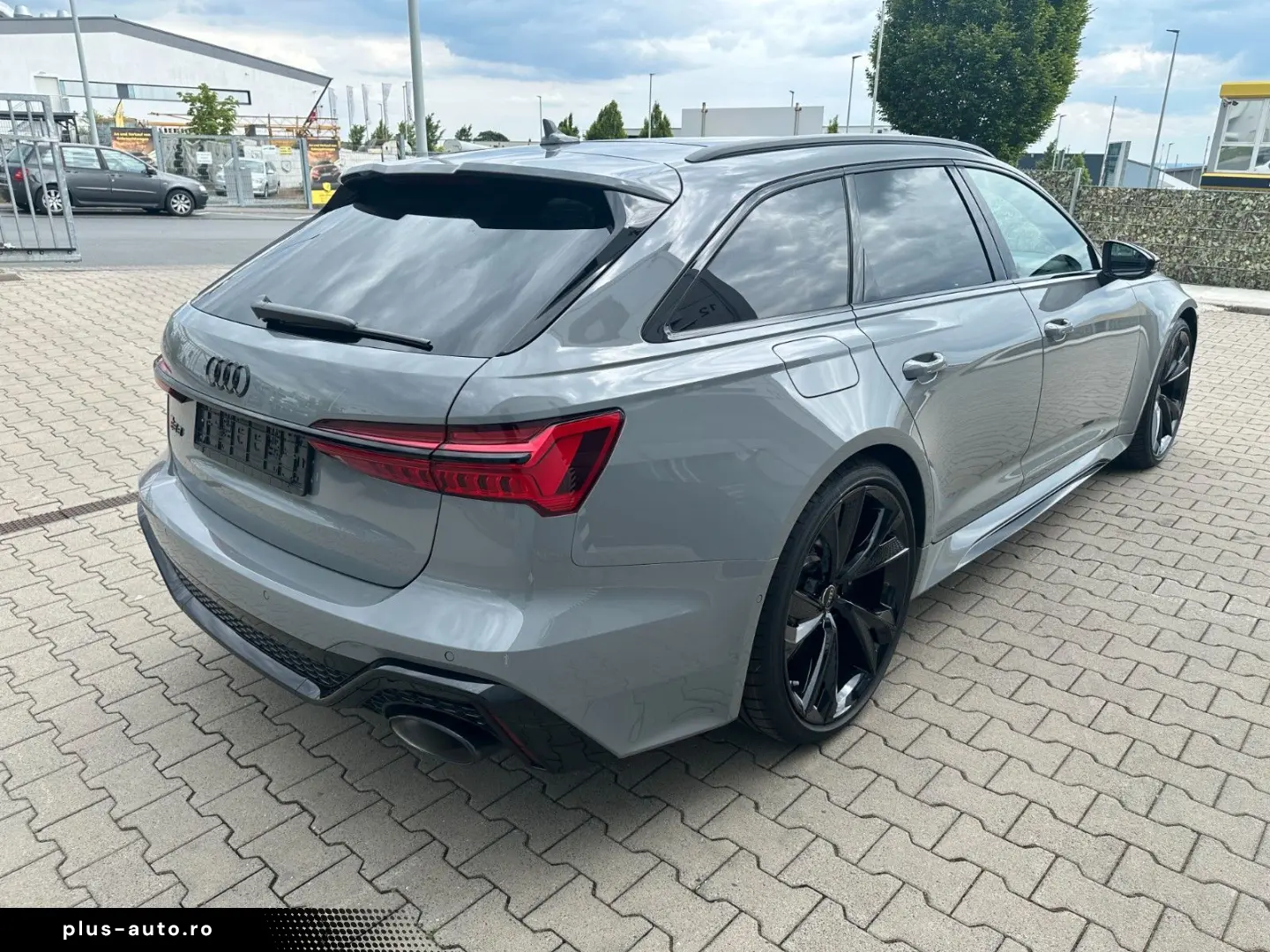 RS 6 Av. 4.0 quattro Pano DynamickPak 23 schwarz