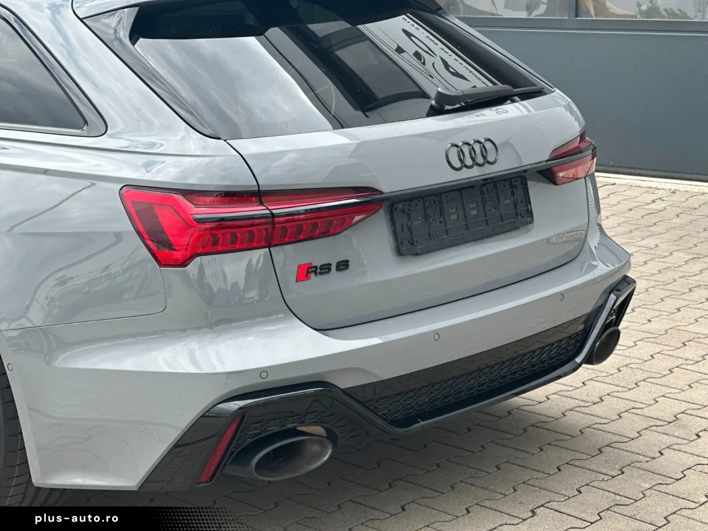RS 6 Av. 4.0 quattro Pano DynamickPak 23 schwarz