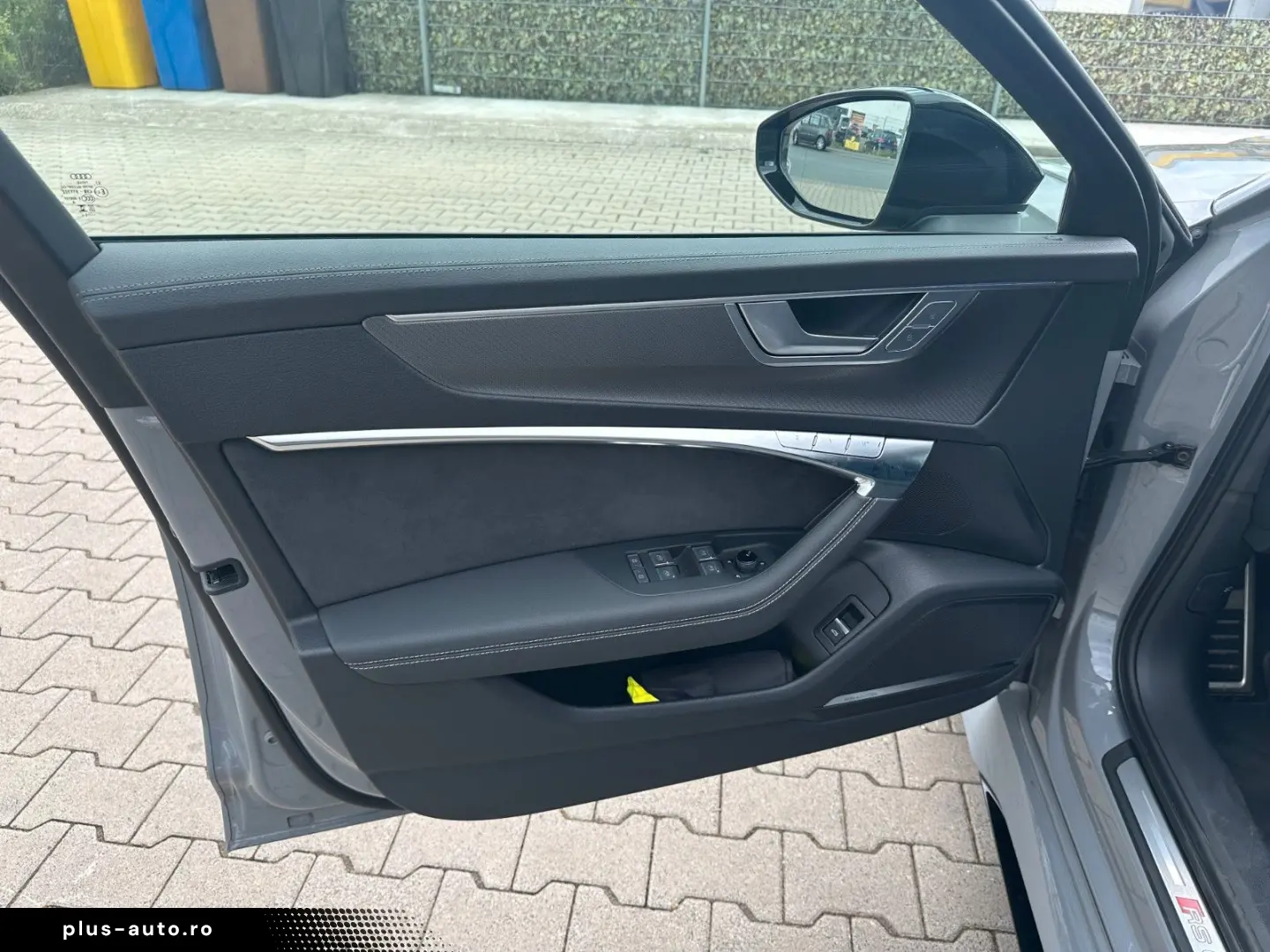 RS 6 Av. 4.0 quattro Pano DynamickPak 23 schwarz