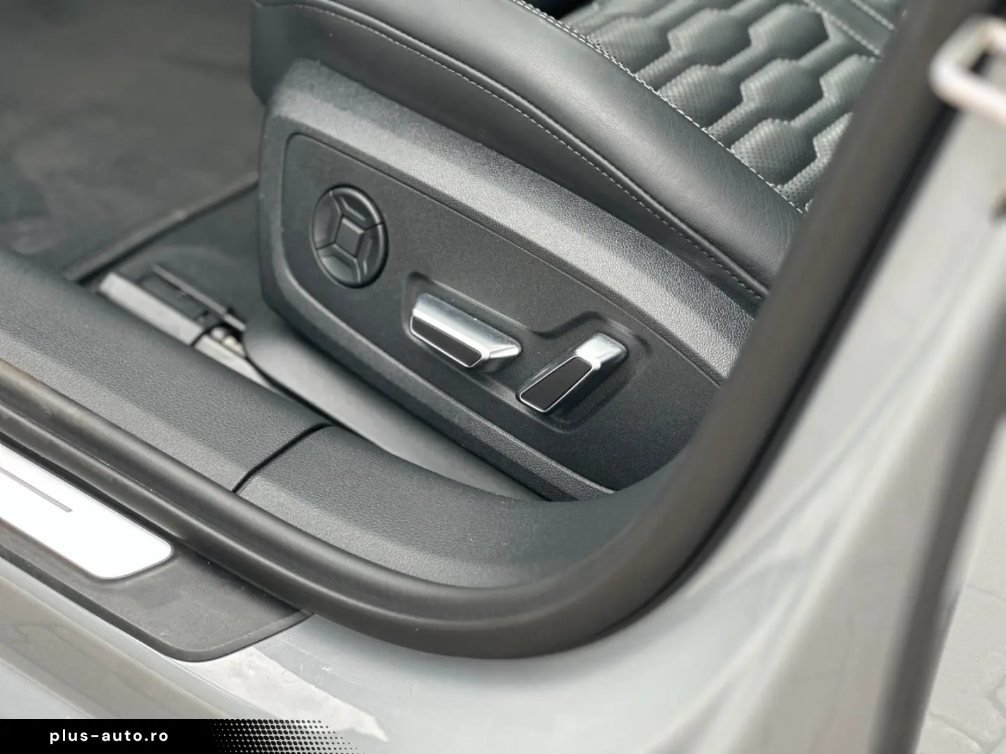 RS 6 Av. 4.0 quattro Pano DynamickPak 23 schwarz