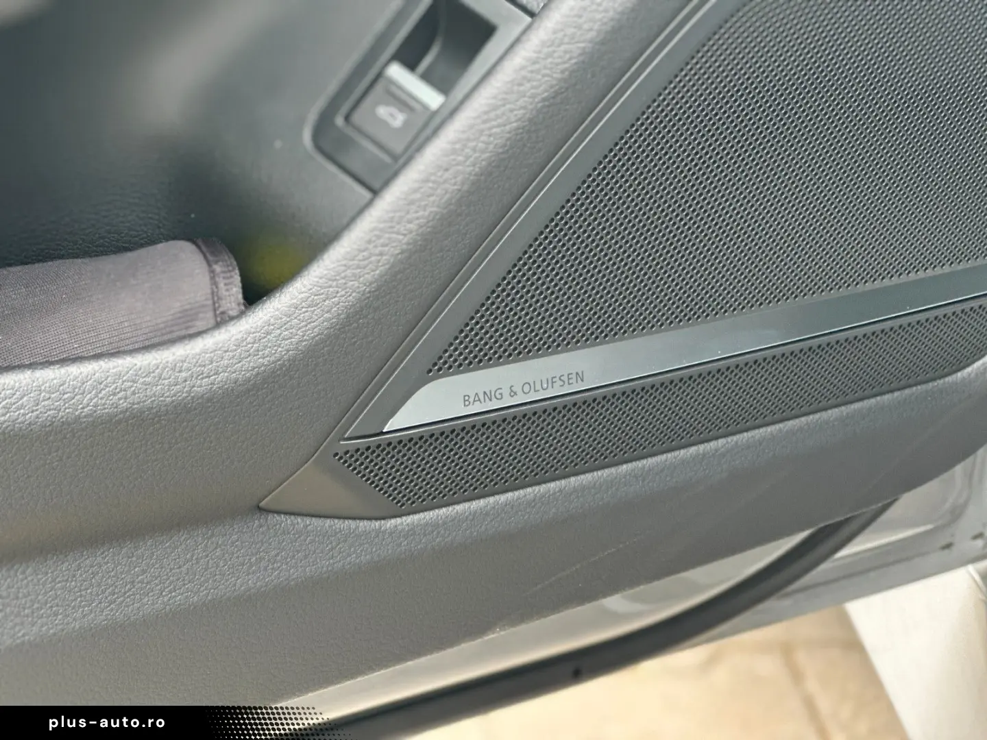 RS 6 Av. 4.0 quattro Pano DynamickPak 23 schwarz