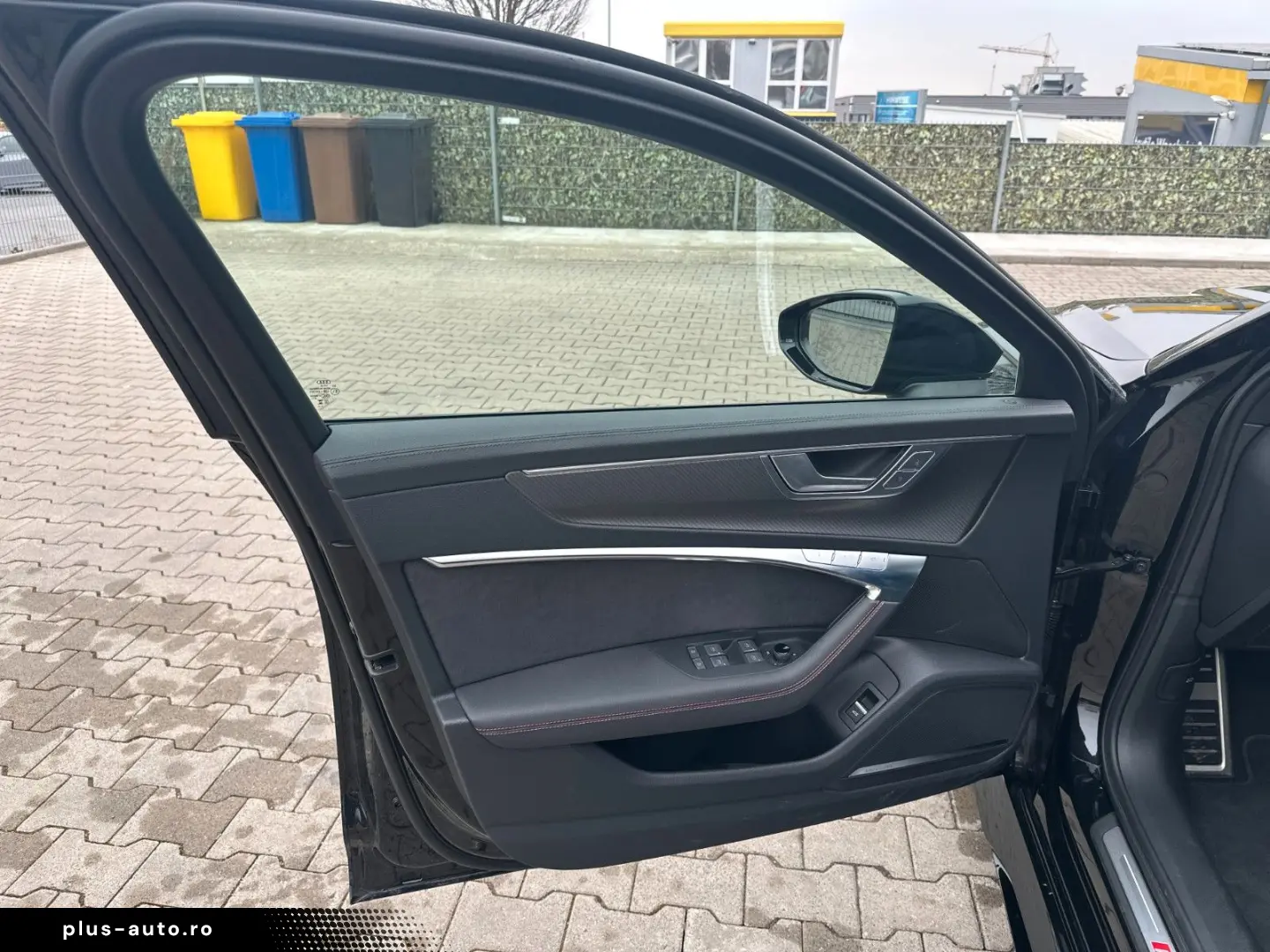 RS 6 Av. 4.0 quattro Pano DynamickPak 23 schwarz