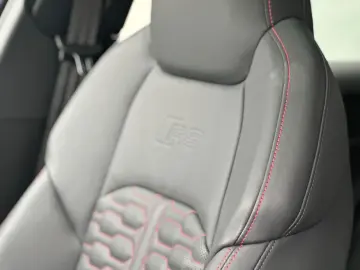 RS 6 Av. 4.0 quattro Pano DynamickPak 23 schwarz