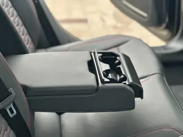 RS 6 Av. 4.0 quattro Pano DynamickPak 23 schwarz