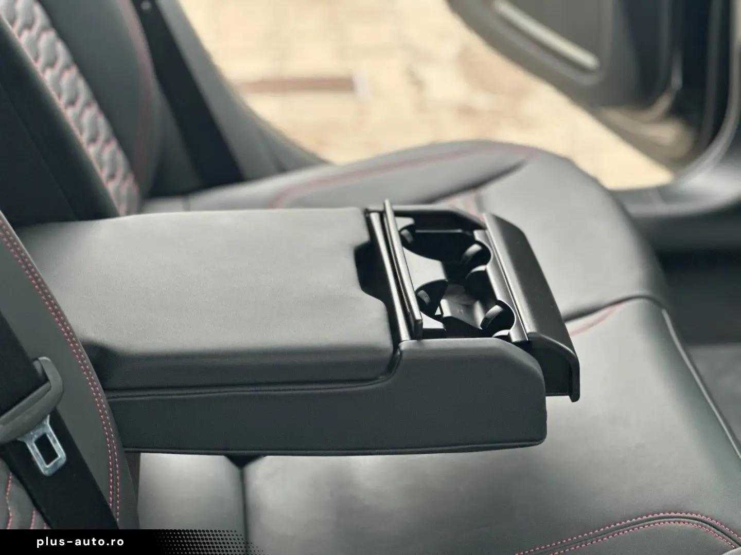 RS 6 Av. 4.0 quattro Pano DynamickPak 23 schwarz