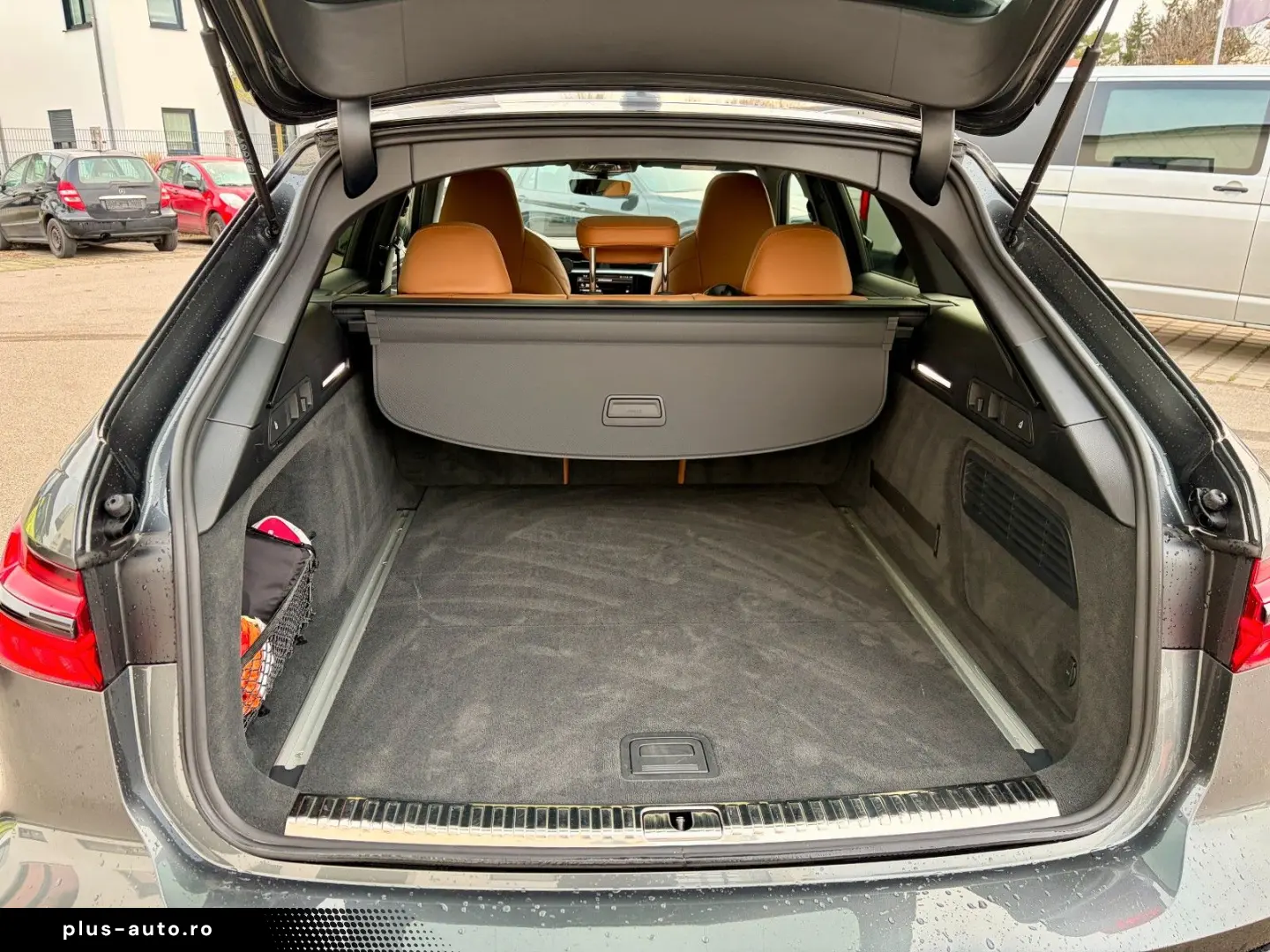 RS6  Avant 4.0 TFSI quattro  LASER HEADUP