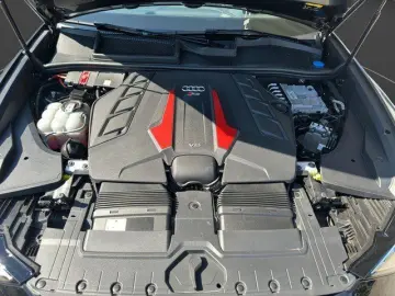 RS Q8 4.0 TFSI quattro 305KM H MATRIX PANO LUFT