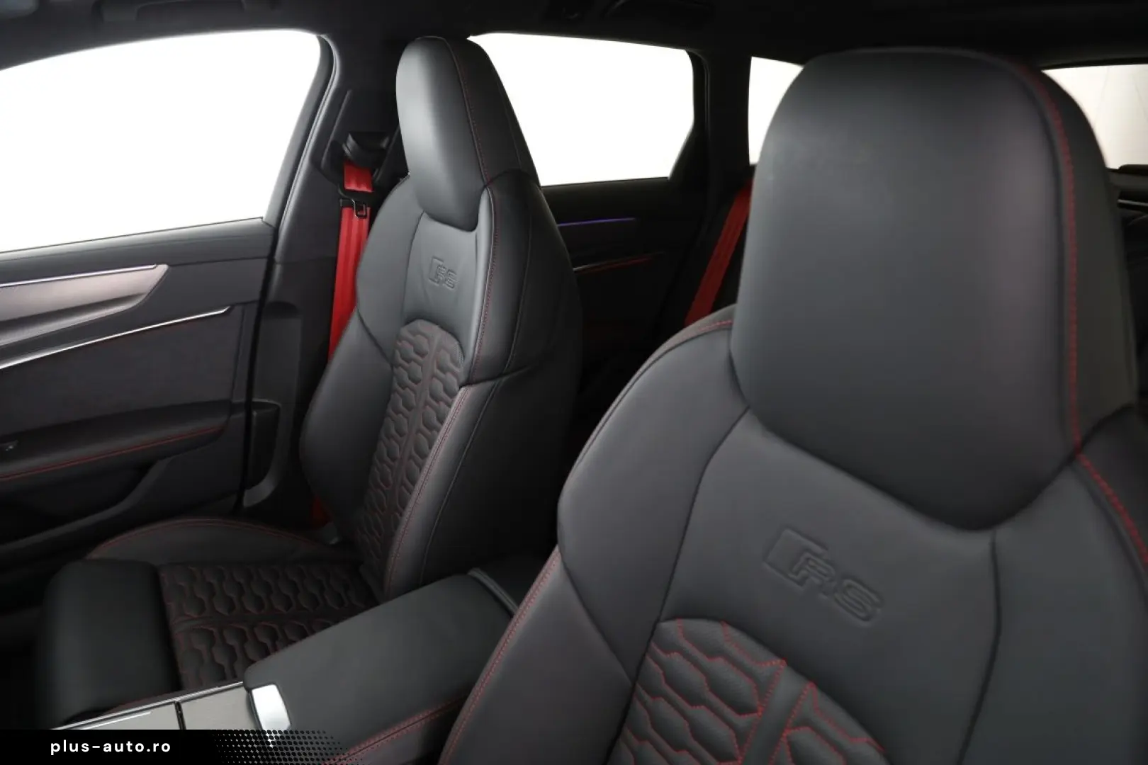 RS6 Avant 4.0 TFSI quattro tiptronic   PANO