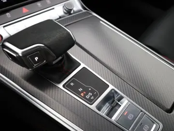 RS6 Avant 4.0 TFSI quattro tiptronic   PANO