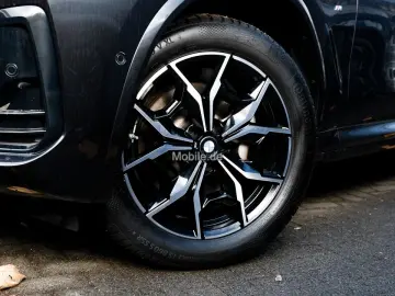 X3 xDrive30i AT M Sportpaket Innovationsp. EDC