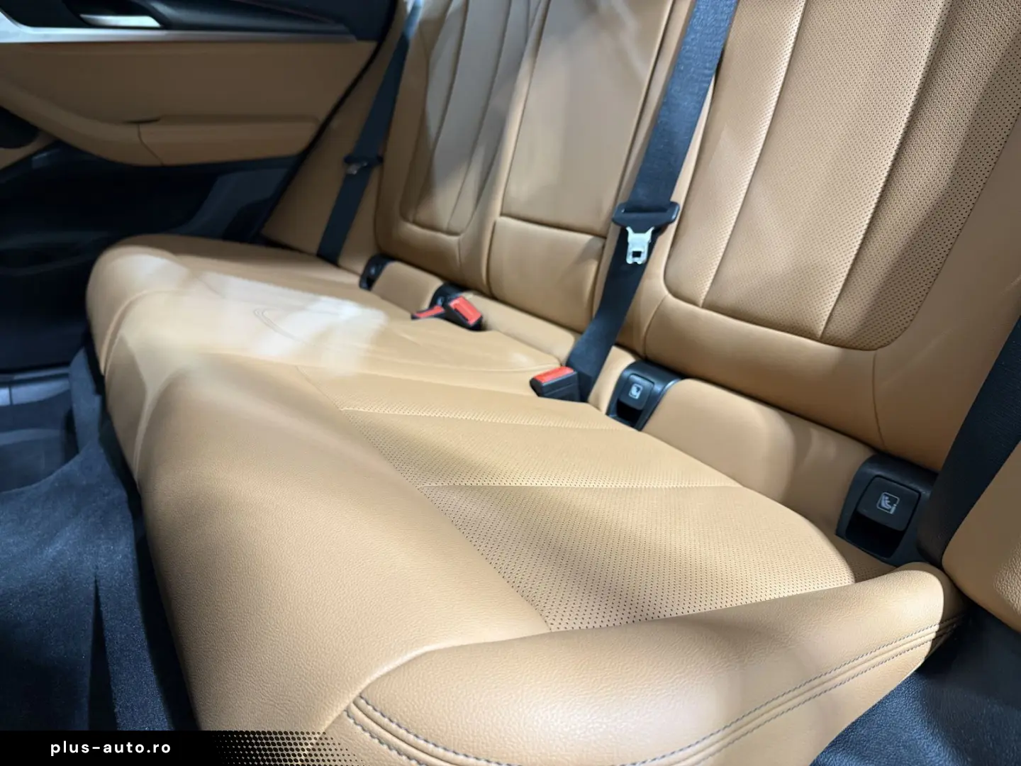 X3 xDrive20d M Sportpaket Standhzg AHK HUD HiFi