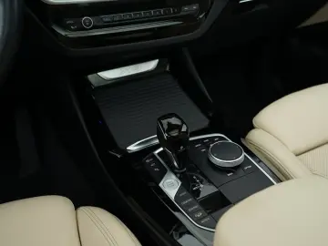 X3 xDrive 30d (Navi AHK Pano STHZ 360  HiFi )