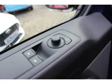 Transit Custom Kombi 320 L2 FWD Trend Klima v h