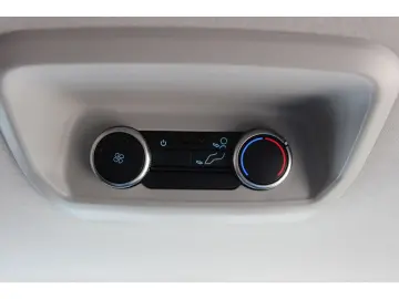 Transit Custom Kombi 320 L2 FWD Trend Klima v h