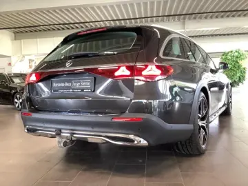 E 300 de 4M T All-Terrain DIGITAL AIR DISTR AHK