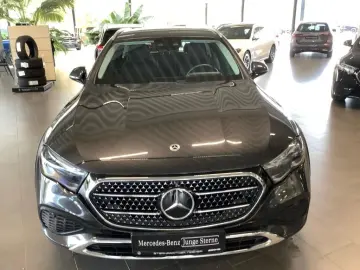 E 300 de 4M T All-Terrain DIGITAL AIR DISTR AHK