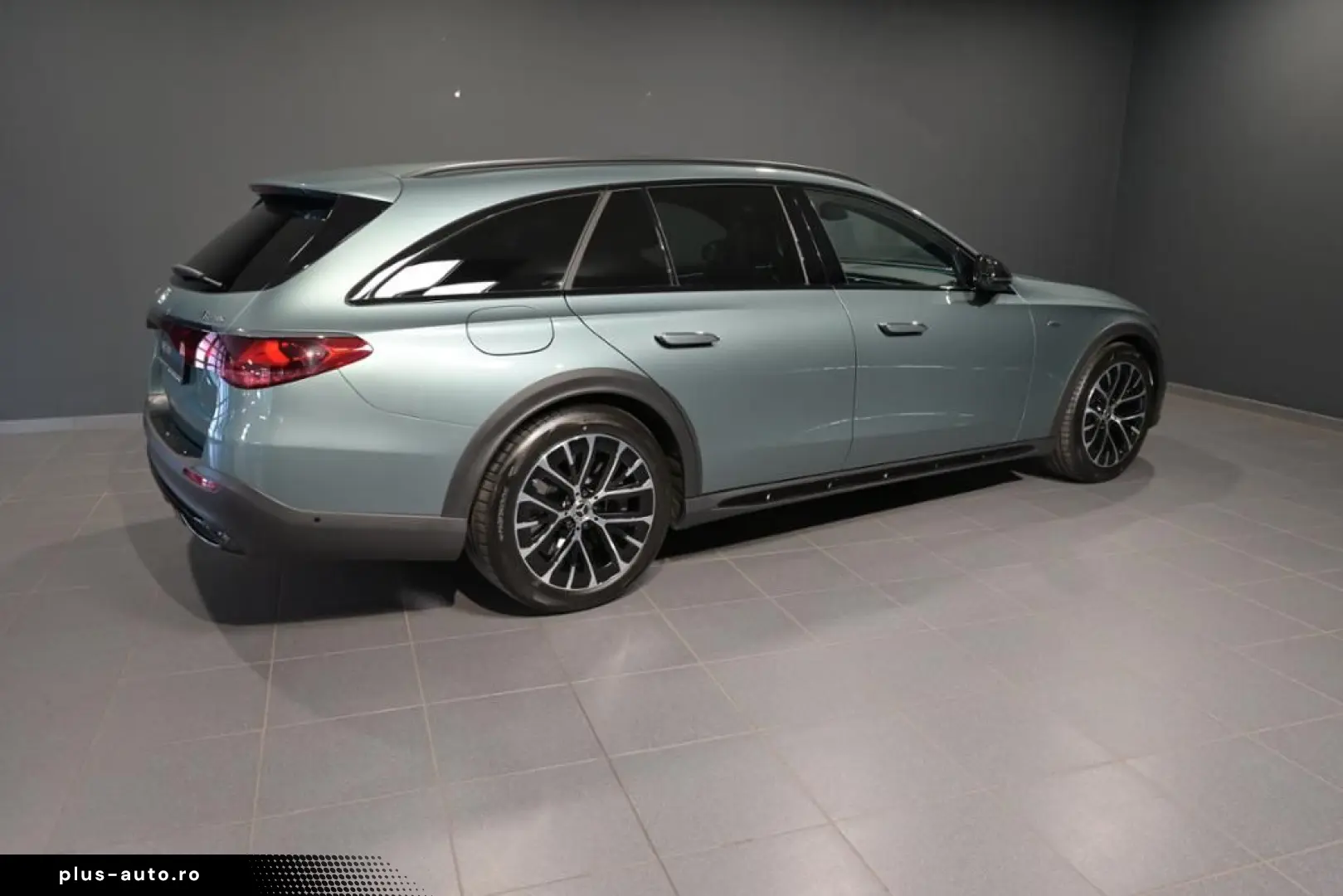 E 300 de 4M T All-Terrain PANO AHK HEADUP NIGHT