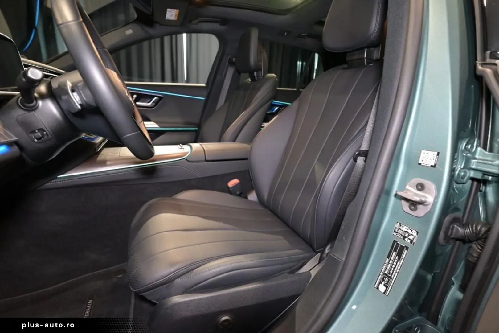 E 300 de 4M T All-Terrain PANO AHK HEADUP NIGHT