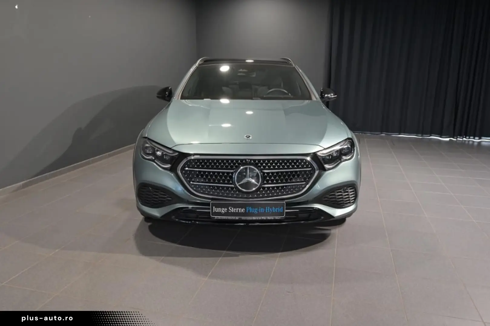 E 300 de 4M T All-Terrain PANO AHK HEADUP NIGHT