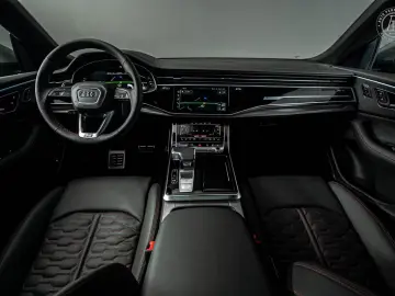 Audi RSQ8 Performance 4.0 TFSI Quattro