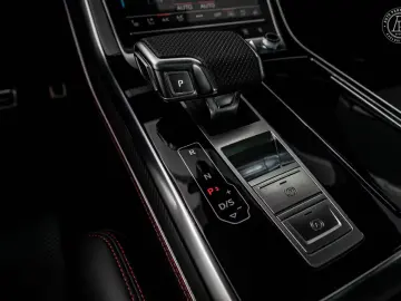 Audi RSQ8 Performance 4.0 TFSI Quattro