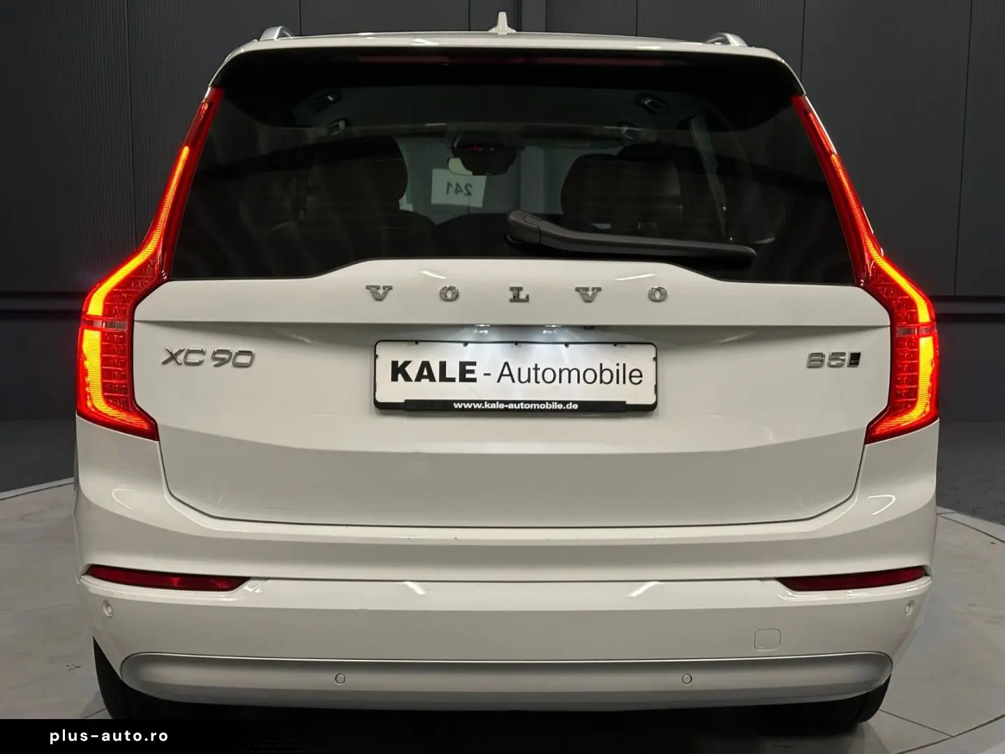 XC90 Momentum Pro AWD  19Zoll AHK LEDER KAMERA