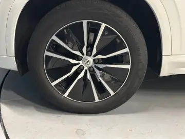 XC90 Momentum Pro AWD  19Zoll AHK LEDER KAMERA