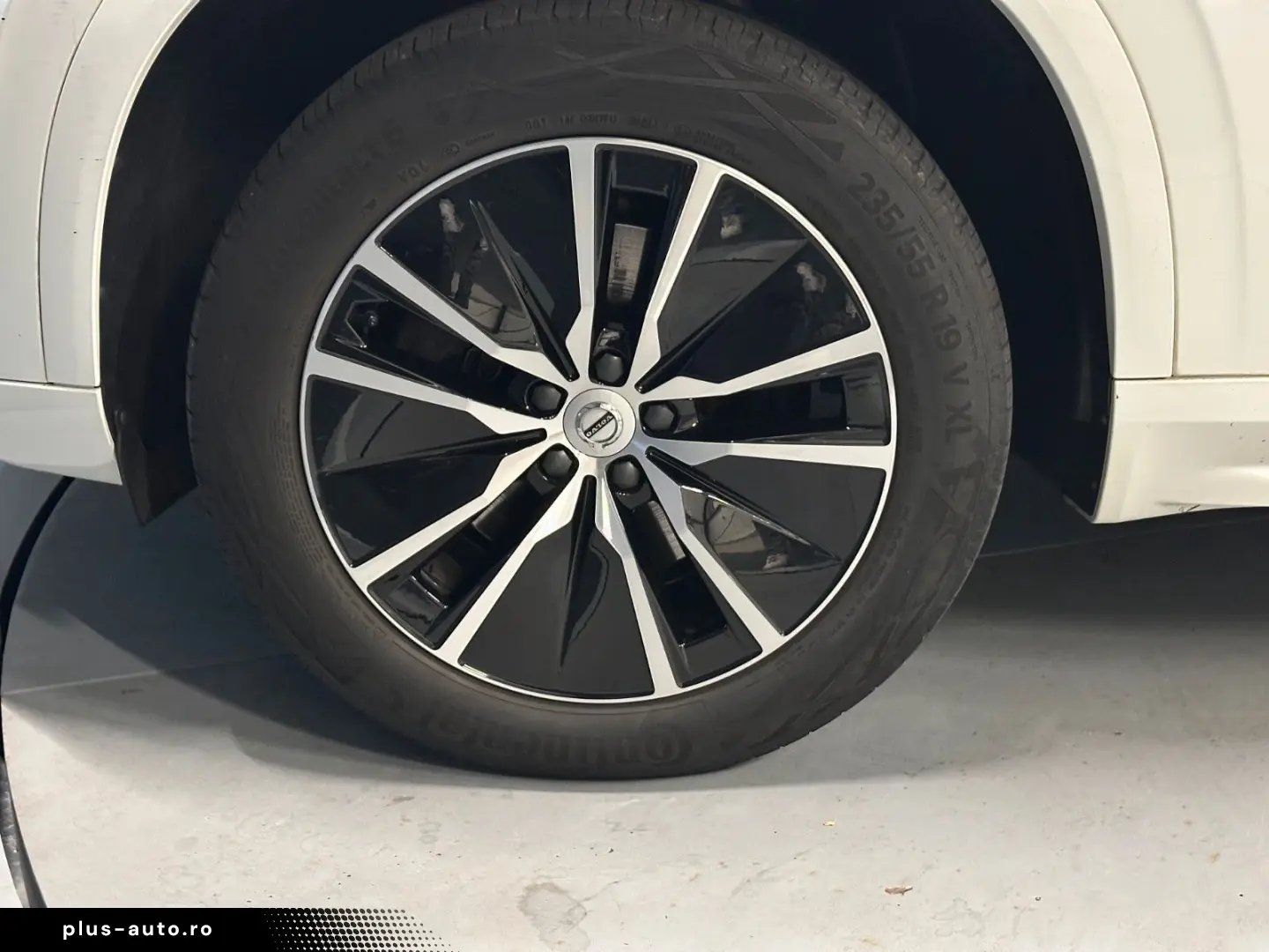 XC90 Momentum Pro AWD  19Zoll AHK LEDER KAMERA