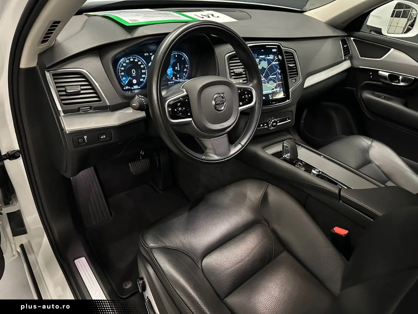 XC90 Momentum Pro AWD  19Zoll AHK LEDER KAMERA