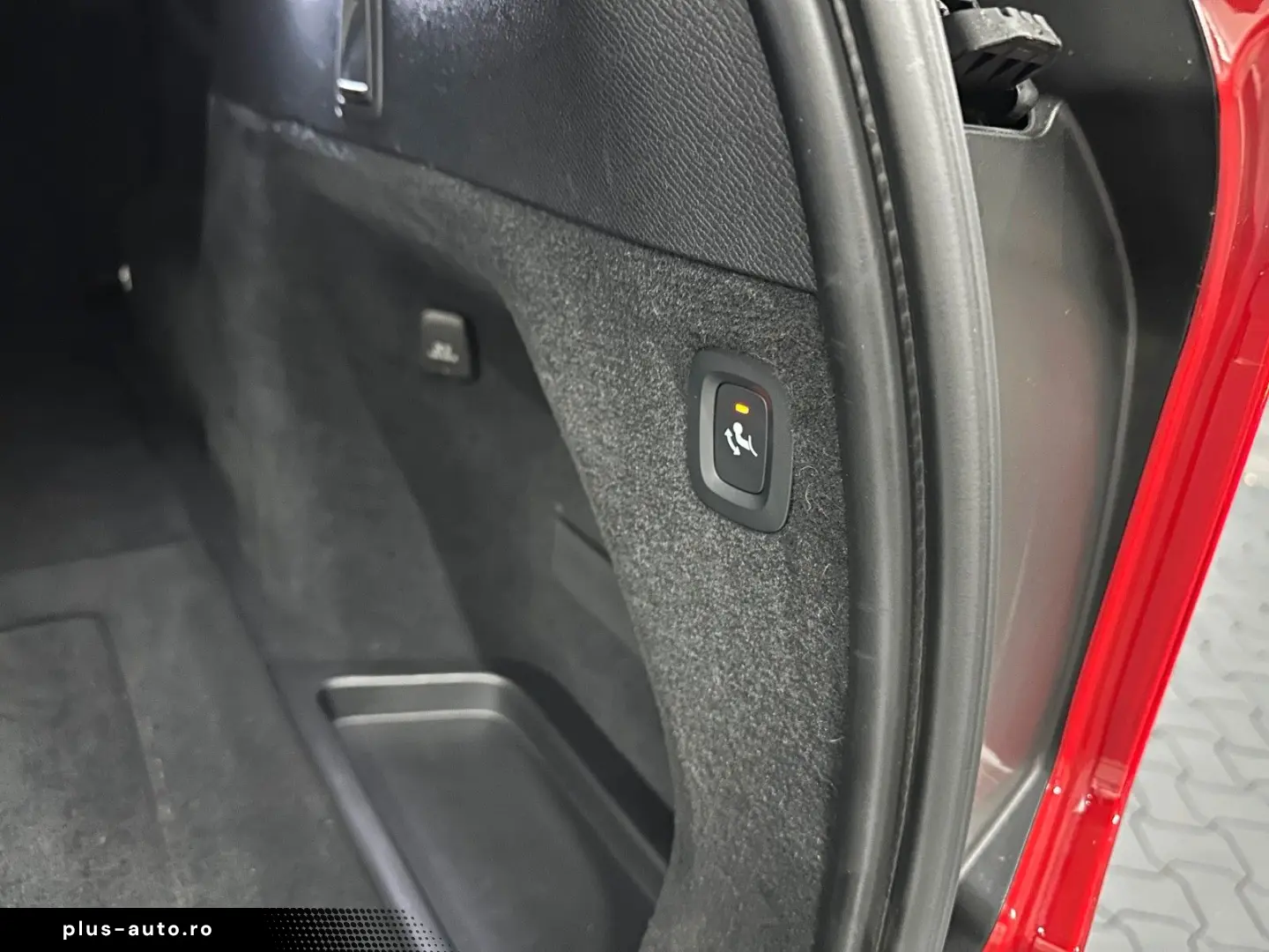 XC90 Momentum Pro AWD  19Zoll AHK LEDER KAMERA