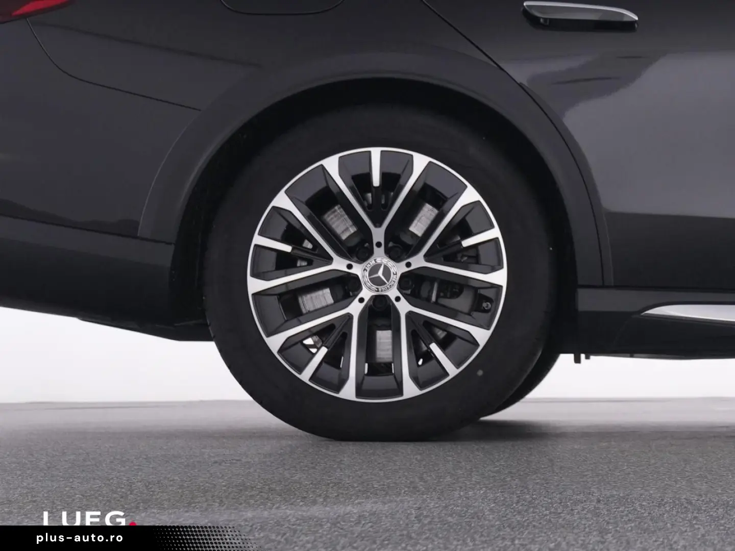 E 300 de T 4M AllTerrain Pano DLIGHT AHK HUD 360