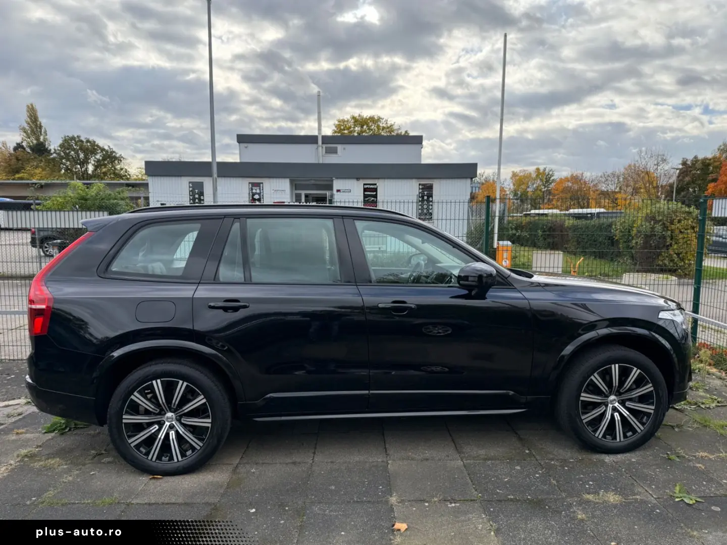XC 90 Plus Dark AWD 7-Sitze Harman-Kardon