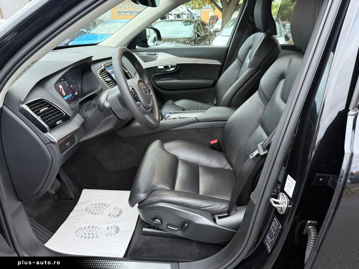 XC 90 Plus Dark AWD 7-Sitze Harman-Kardon