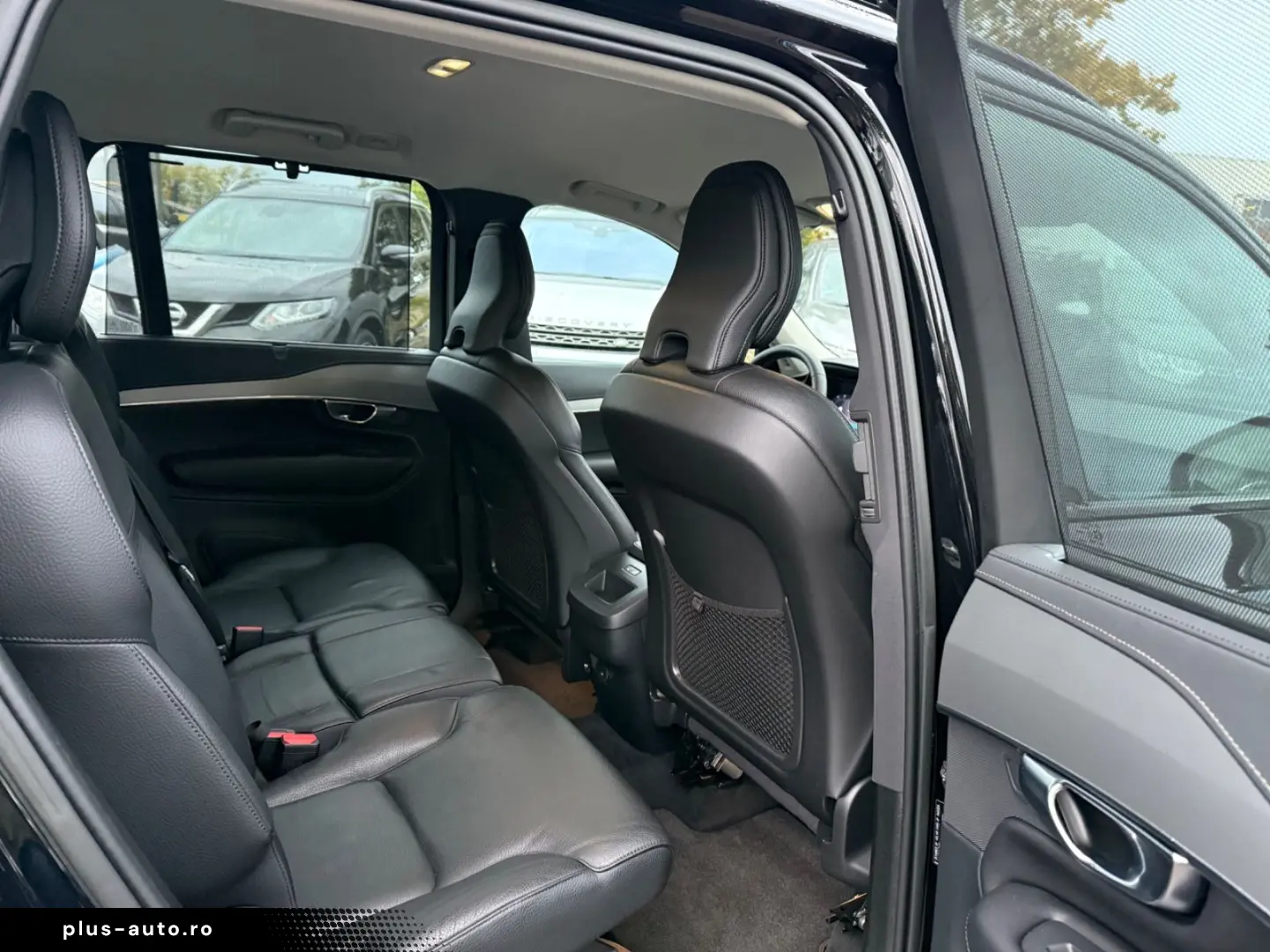 XC 90 Plus Dark AWD 7-Sitze Harman-Kardon