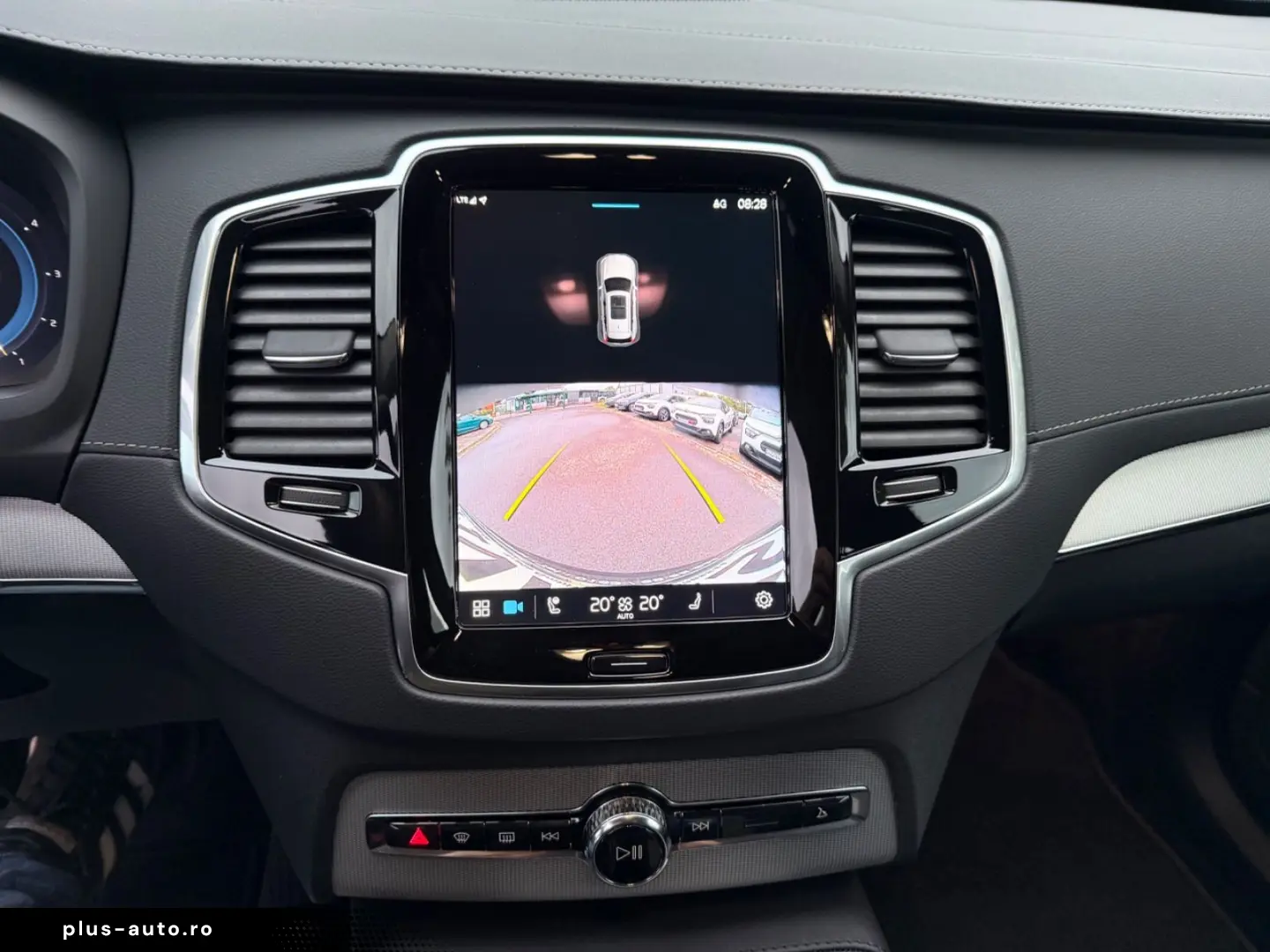 XC 90 Plus Dark AWD 7-Sitze Harman-Kardon