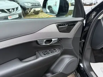 XC 90 Plus Dark AWD 7-Sitze Harman-Kardon