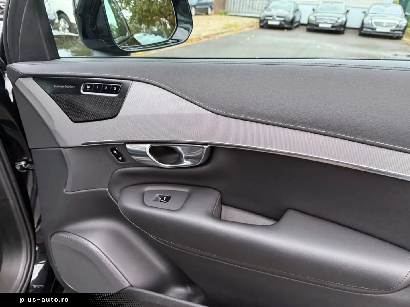 XC 90 Plus Dark AWD 7-Sitze Harman-Kardon