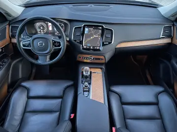 XC90 B5 AWD Inscription AHK Kamera DAB  20 LM