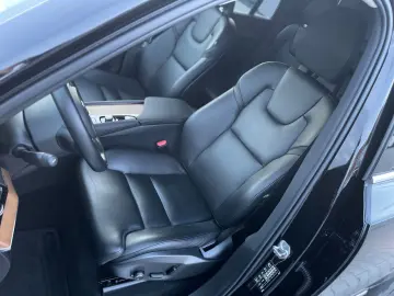 XC90 B5 AWD Inscription AHK Kamera DAB  20 LM