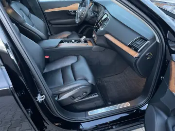 XC90 B5 AWD Inscription AHK Kamera DAB  20 LM