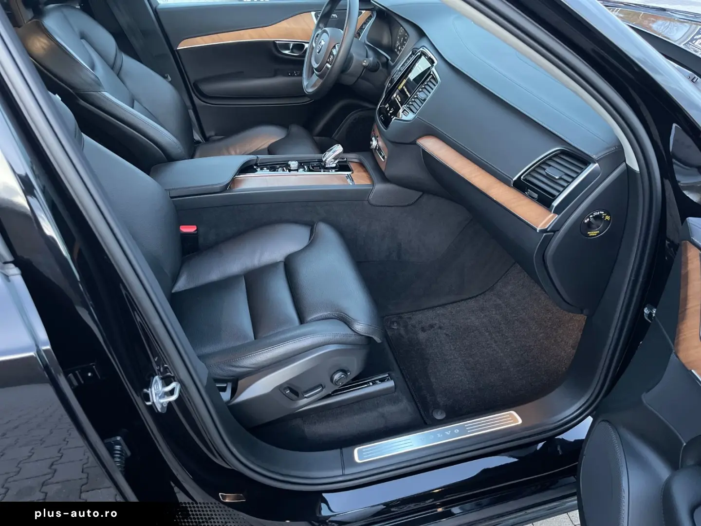 XC90 B5 AWD Inscription AHK Kamera DAB  20 LM