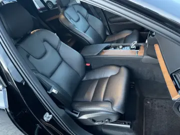 XC90 B5 AWD Inscription AHK Kamera DAB  20 LM