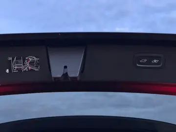 XC90 B5 AWD Inscription AHK Kamera DAB  20 LM