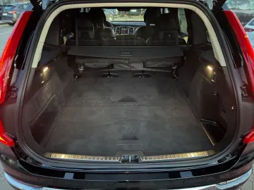 XC90 B5 AWD Inscription AHK Kamera DAB  20 LM