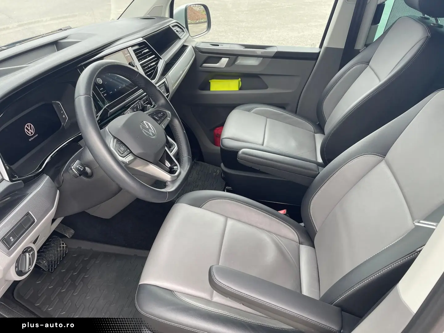 T6.1 Caravelle Highline STANDHZ NAVI LEDER PDC