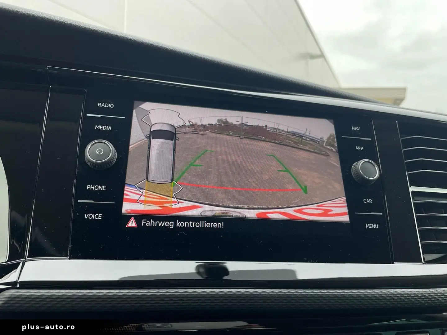 T6.1 Caravelle Highline STANDHZ NAVI LEDER PDC