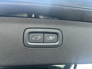 XC90 B5 Diesel AWD Plus Bright 7-SITZER GARANTIE